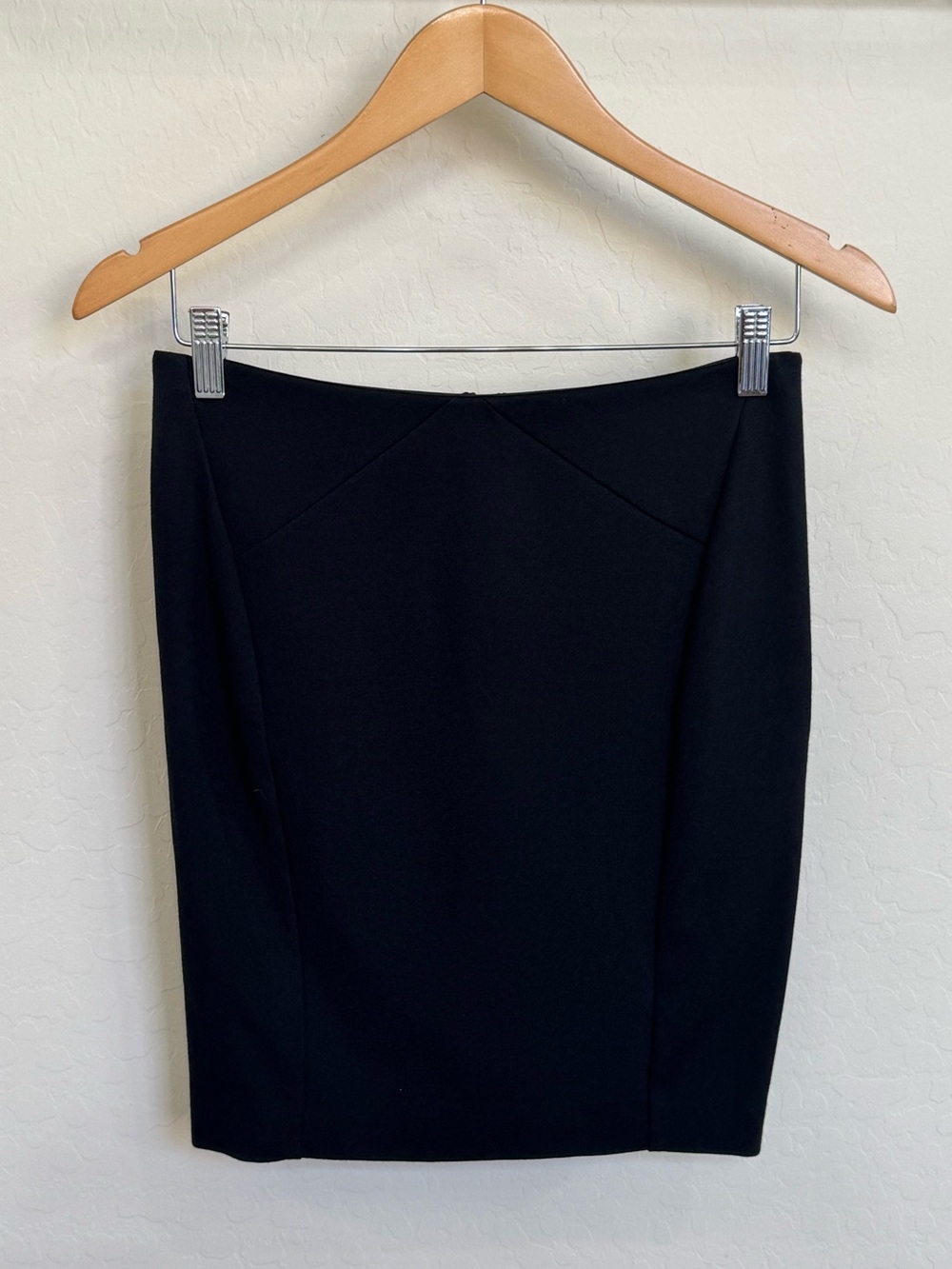 Aritzia Wilfred Black Geometric Seam Pencil Skirt Exposed Back Zip Size 6